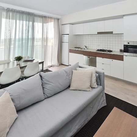 Light & Airy 3 Bd Cbd Apt: Balconytramwifi/Parking Apartman Adelaide Kültér fotó