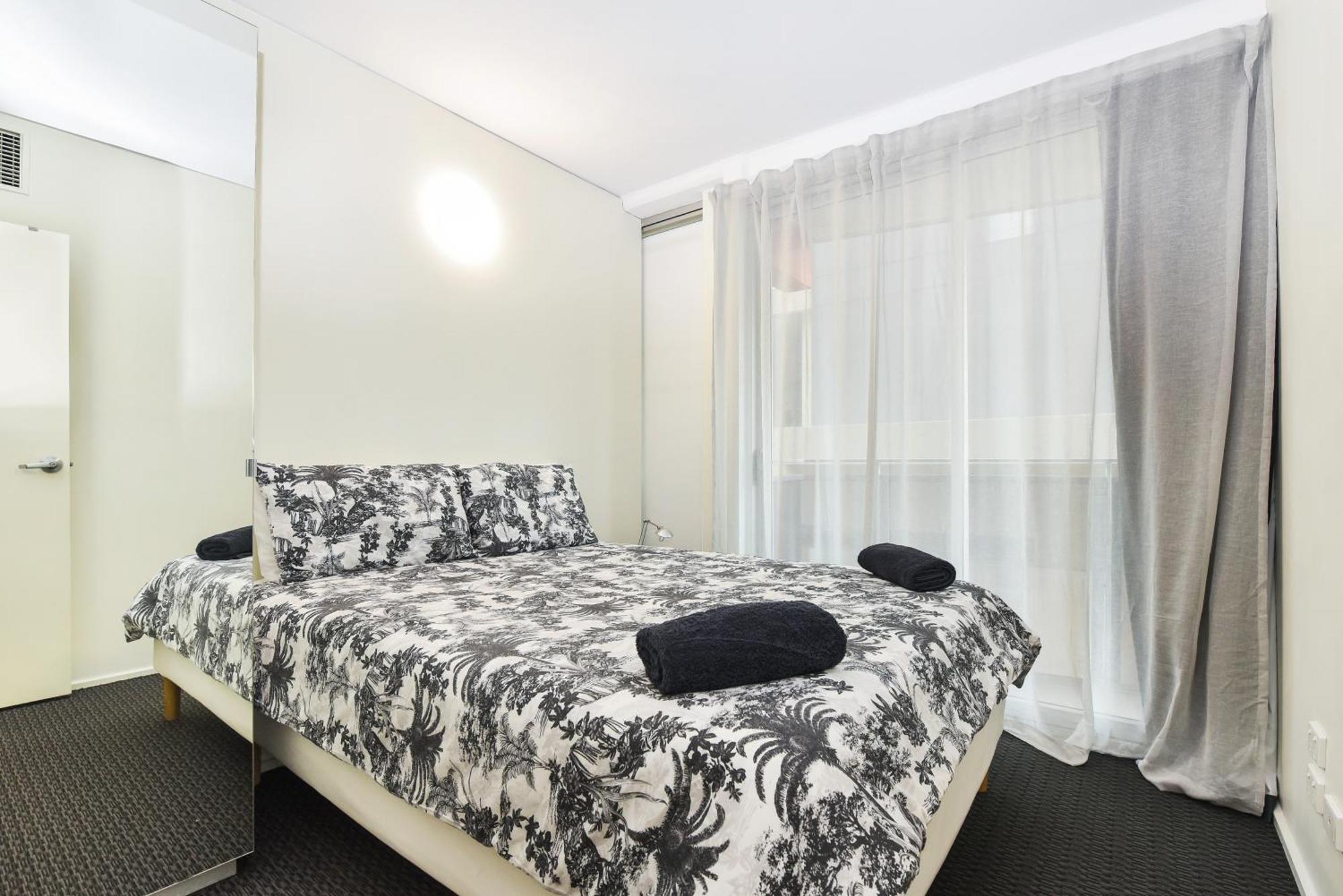 Light & Airy 3 Bd Cbd Apt: Balconytramwifi/Parking Apartman Adelaide Kültér fotó
